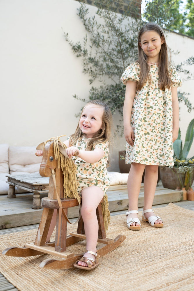 
            
                Load image into Gallery viewer, JUNE DRESS FLOWERS - KOKORI Kids
            
        